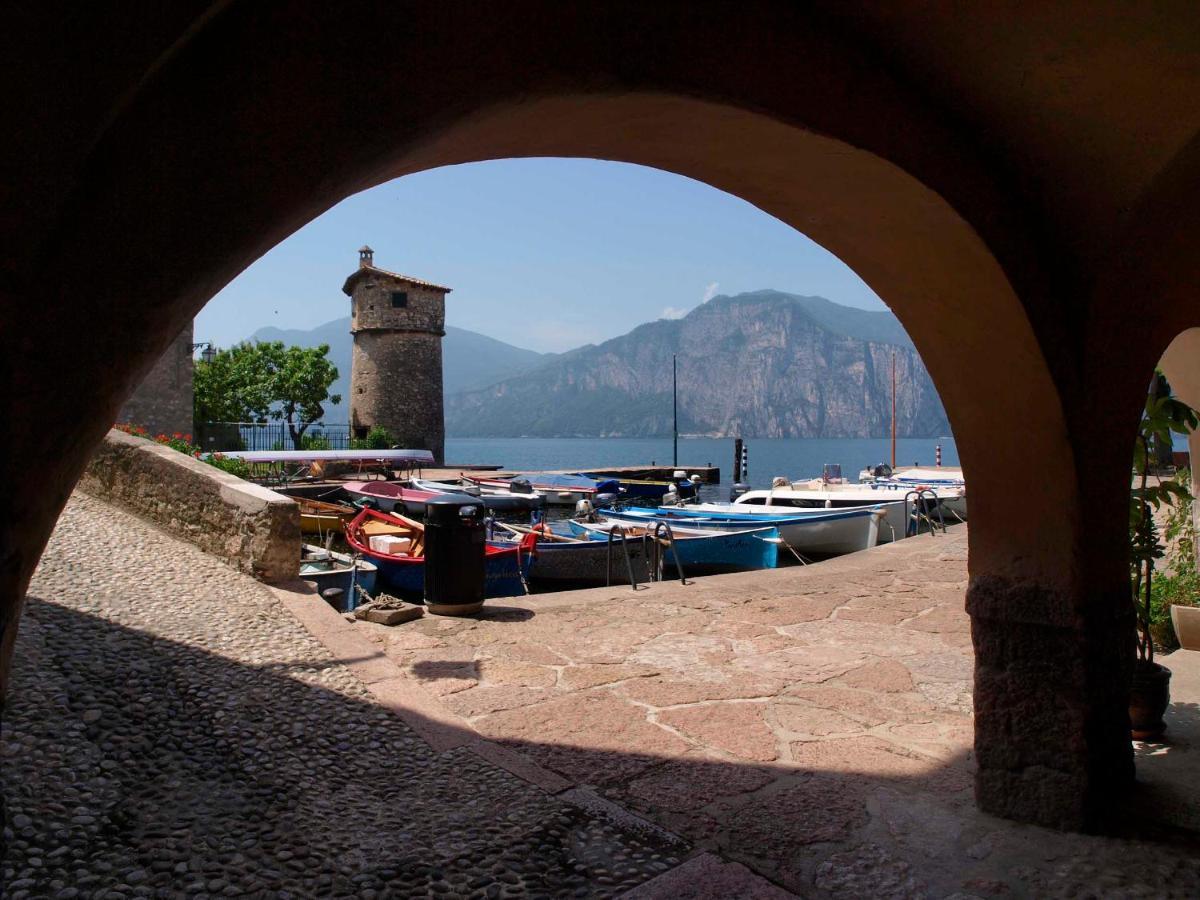 Hotel Eden Brenzone sul Garda Zewnętrze zdjęcie